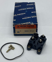 Honeywell 2MN6-1PA33 Micro Switch Contact Block 3-62  - $18.50
