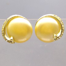 Vintage Pearl Cabochon Earrings, Gold Tone Clip On Embellished with Clear - £20.03 GBP