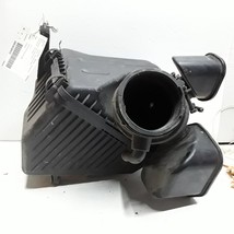 10 11 12 13 Kia Sorento 3.5 L engine air cleaner box OEM - $74.24