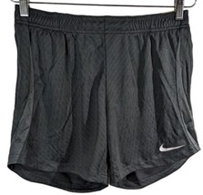 Womens Nike Dri Fit Running Shorts Medium with Zip Pockets Black M Striped - $35.02