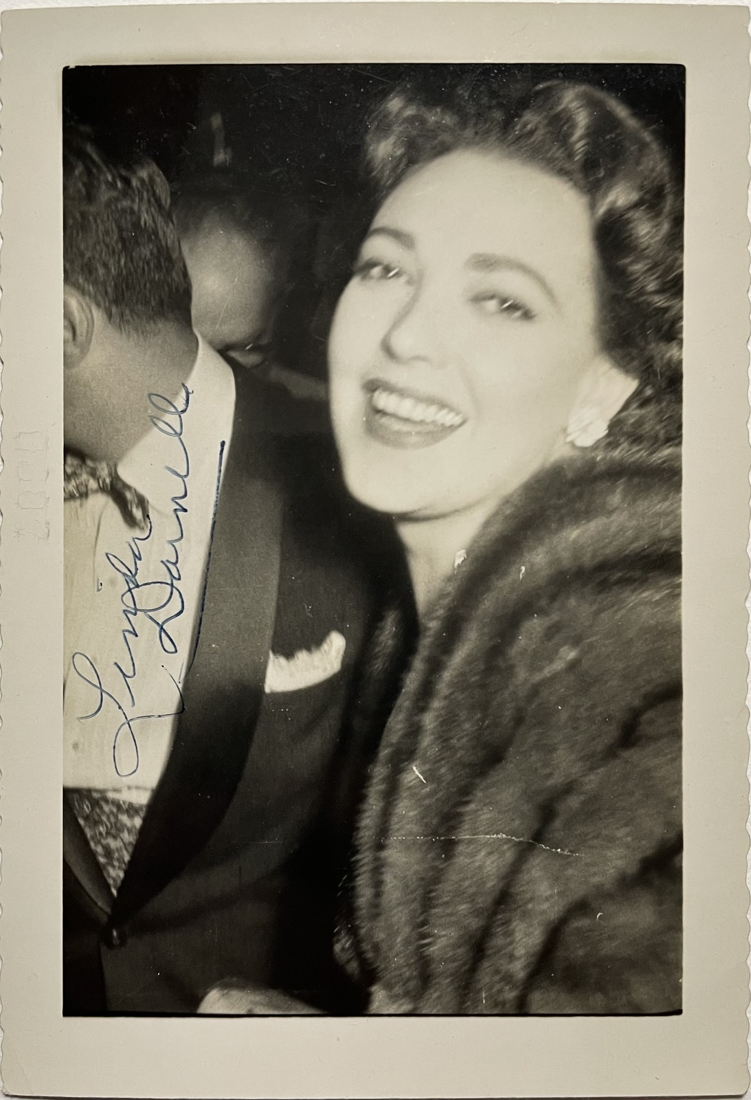LINDA DARNELL Signed Autographed 4" x 5" Original PHOTO Blood and Sand 1940s - $199.99