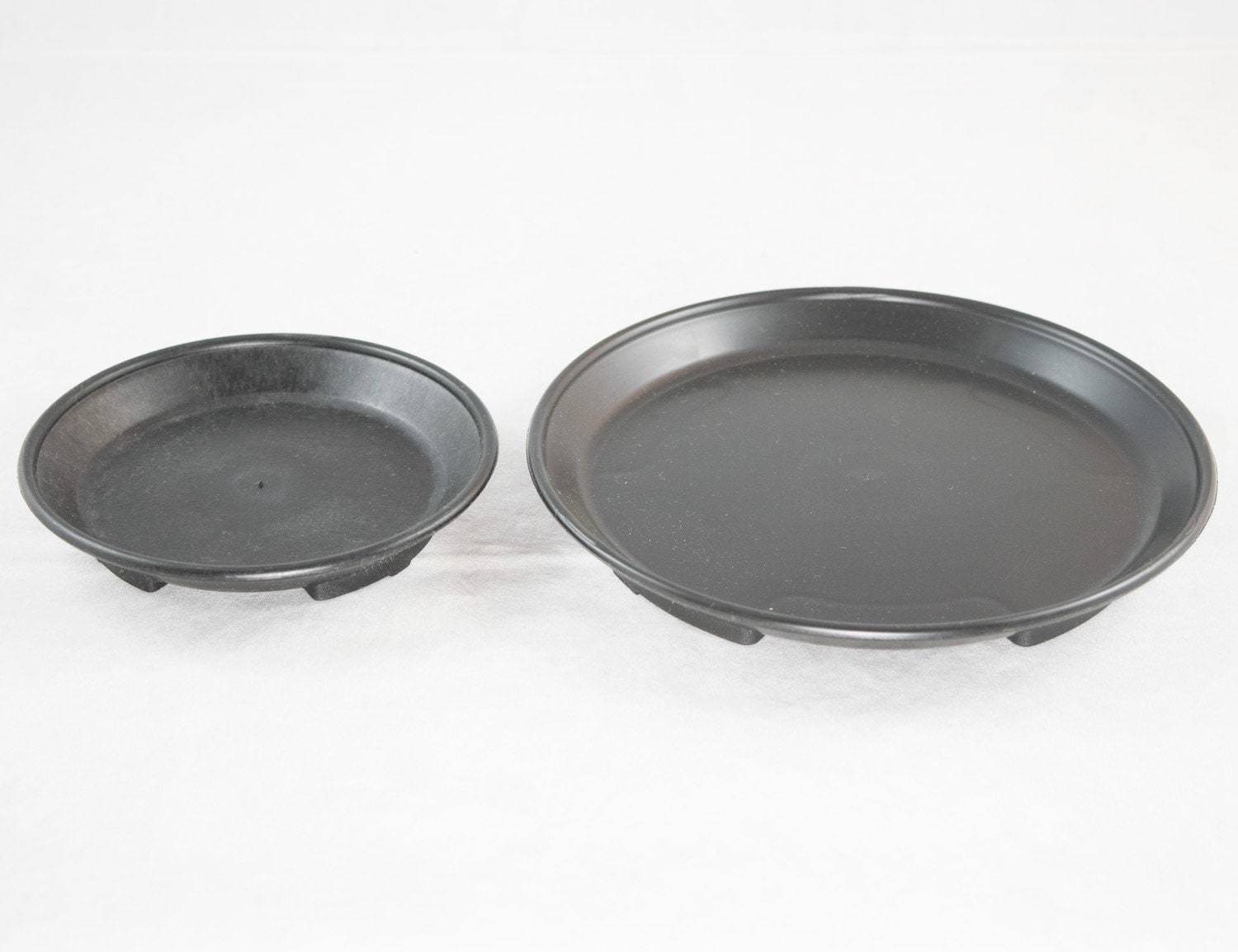 2 Mix Round Black Plastic Humidity/Drip Trays for Bonsai Tree - 4.75&quot; &amp; 7&quot; - $10.99