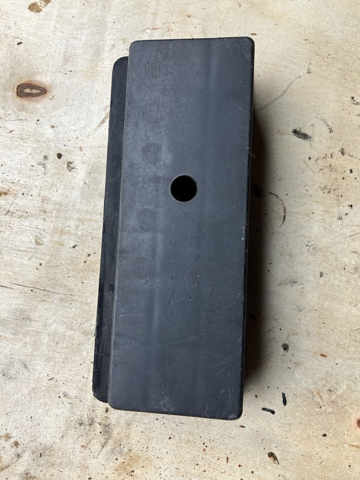 92-96 Honda Prelude Bumper Absorber Block Plastic 93 94 95 - $19.79