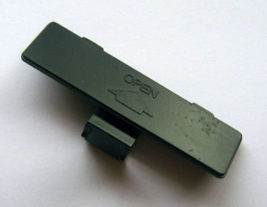 Genuine Yamaha AA Battery Replacement Battery Cover Door for Keyboard SH... - $29.69