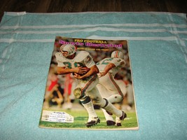 vintage 70&#39;s sports illustrated magazine {football,miami dolphins cover} - $11.88