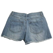 Rue 21 Shorts Size 6 Womens Blue Light Wash High Rise Destroyed Denim - £12.58 GBP