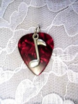DEEP RED GUITAR PICK &amp; MUSIC NOTE ALLOY CHARM PENDANT ADJ NECKLACE - €4,30 EUR
