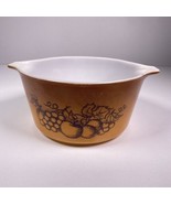 Pyrex Old Orchard Casserole Dish 473 1 Qt Fruit Vintage Bowl - $14.75 CAD
