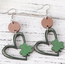 Vintage Clover Heart Green Wooden Dangle Earrings - £4.70 GBP