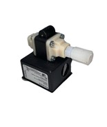 United Electric 24-012 Differential Pressure Switch - £91.59 GBP