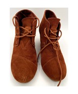 TOMs womens brown rust desert wedge suede lace up comfort booties size 7.5 - $10.39 CAD