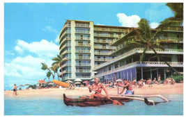 Paddling Outrigger Canoe In Front Reef Hotel Waikiki Hawaii Postcard 1967 - £7.00 GBP