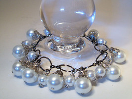 Bracelet Lg Link Chain White Sea Shell Pearls - $9.99