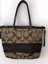 Coach Signature Shoulder Bag Leather Brown Tan Khaki (Excellent Conditio... - $734.13 MXN