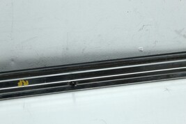 2004-06 VOLKSWAGEN PHAETON FRONT RIGHT DOOR EXTERIOR DOOR MOLDING TRIM H2084 image 8