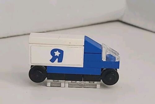 Lego 40144 Bricktober Exclusive Toys R Us and 50 similar items