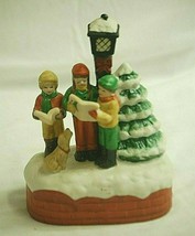 Classic Christmas Village Carolers Figurine Winter Snow Scene Xmas Displ... - £15.57 GBP