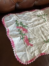 Vintage Long Pink Bird Embroidered White Cotton w Crocheted Edging Table... - $9.49