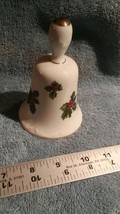 VINTAGE LEFTON  CHRISTMAS BELL WITH HOLLY LEAVES HAND PAINTED 02847 JAPAN - $4.75