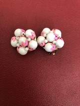 Vintage 1950&#39;s Mid Century Art Beaded Faux Pearl Cluster Clip on Earrings - £25.50 GBP