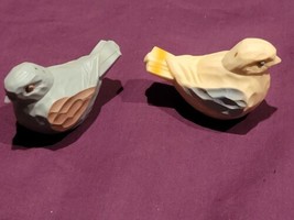 Avon Spring Melodies Salt and Pepper Shakers Gray and Beige Birds  - £7.79 GBP