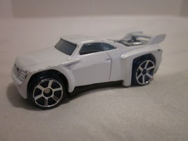 2005 Mattel Hot Wheels Mcdonald's Toy Car Unknown Vehicle Name White Funky Car  - $6.99