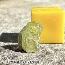 Peridot August - RP1234 - Spiritual Healing Crystal Mineral Stone, Authentic - $11.14