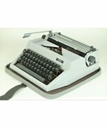 Model 30 Erika / CBM German Typewriter 1967 Serial No. 4192921 - $3,826.27 MXN