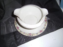 Tk Thun Czec Hoslovakia Trellis Pattern Gravy Bowl W Attached Plate Roses Vintage - £19.42 GBP