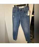 Aritzia Denim Forum Yoko High Rise Slim Jeans Size 25 NWT - $1,100.31 MXN