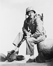 John Wayne Sands Of Iwo Jima B&amp;W 8X10 Photograph - £7.66 GBP
