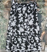 Principe Black Linen Skirt Size 4 White Floral Embroidered 100% Linen Zip - £15.57 GBP