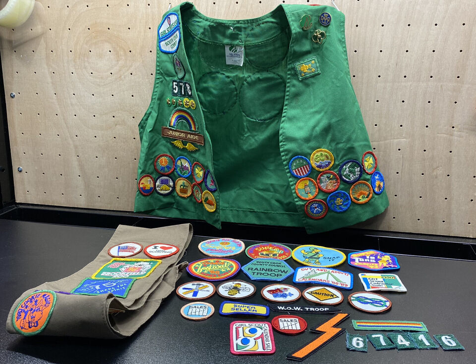 Vintage Girl Scout Vest Patches Sash Lot Cook County Chicago Illinois Tr... - £47.74 GBP