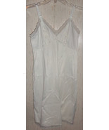 EXCELLENT WOMENS Vintage Sears &quot;THE DOESN&#39;T SLIP&quot; IVORY FULL SLIP  SIZE 34 - €21,89 EUR