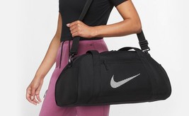 Nike Gym Club Duffel Bag 24L Women&#39;s Sports Training Casual Bag NWT DR6974-010 - £53.25 GBP
