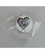 New Chucky &amp; Tiffany In Shovel Heart Round Enamel Lapel Hat Pin - $6.92