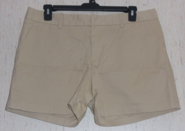 Nwt Womens $39 Tommy Hilfiger 5&quot; Inseam Beige Shorts Size 16 - £22.26 GBP