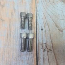 March Performance 2033 For Ford 5.0L Serpentine Crankshaft Pulley Bolts ... - €19,42 EUR