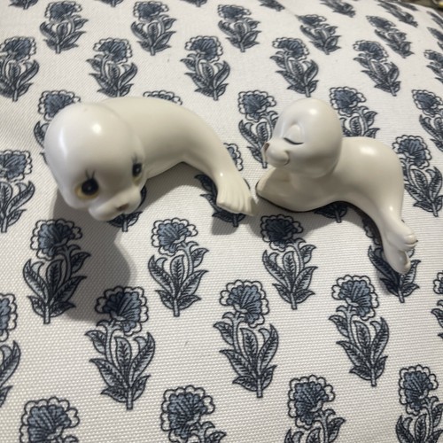 Seal Oxford Mexico Ceramic White Cute Figurines Big Eyed Mom &amp; Pup Stick... - $12.00