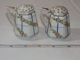 Nippon Hand Painted salt &amp; pepper shakers set kitchen Vintage corks are ... - £20.52 GBP