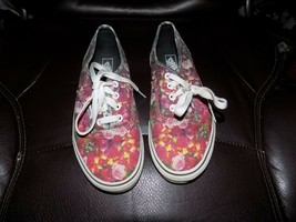 Vans Off The Wall Floral Print Shoes Size 3.5 Kids EUC - $30.40