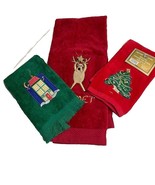 Vntg 3 Christmas Embroidered Towels 1 Red  Comet Hand Towel, 2 Fingertip... - $18.69