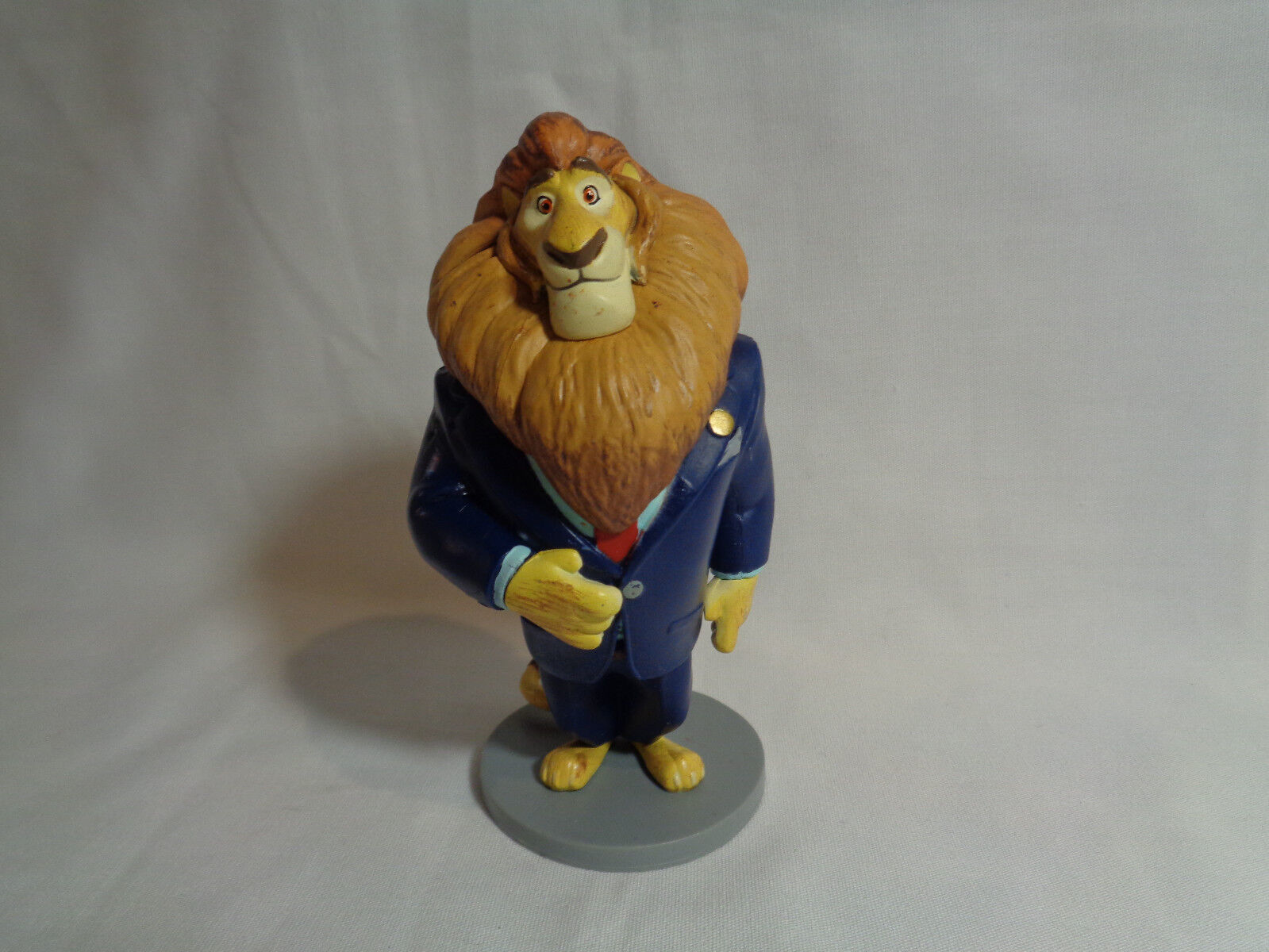 Primary image for Disney Store Authentic Disney Zootopia Mayor Lionheart PVC Figure or Cake Topper