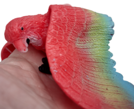 Parrot Bird Life-Like Animals Toymendous Creature Stretchable Toy Figure Squishy - £14.43 GBP