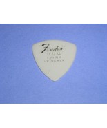 Fender Vintage Guitar Pick Triangle Shaped Extra Heavy 1.21 MM - $16.45 CAD