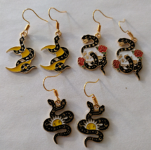 Black Snake Earrings - £2.81 GBP