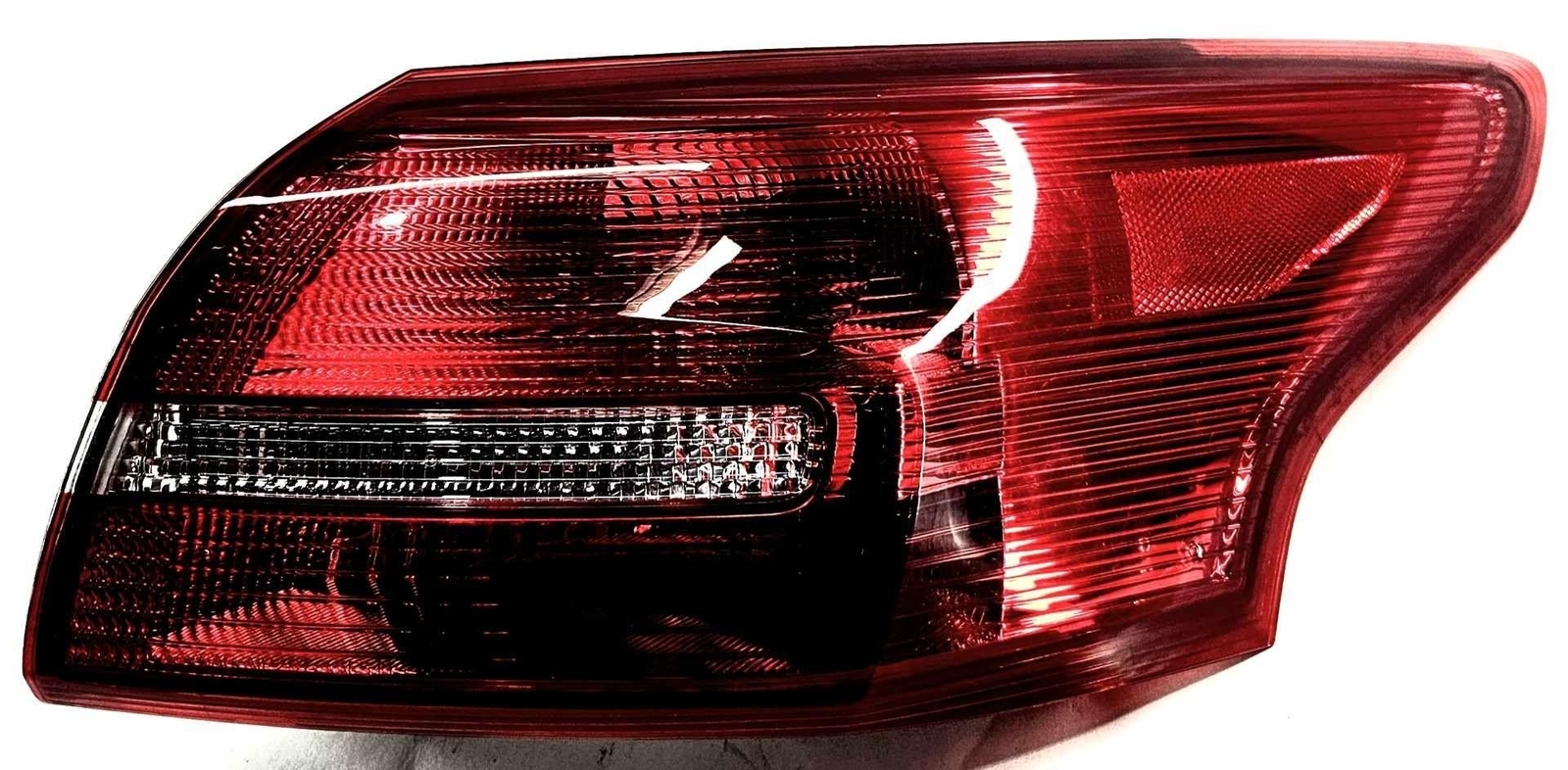 2015-2018 Ford Focus Right Passenger Side RH Tail Light Lamp OEM - $69.25