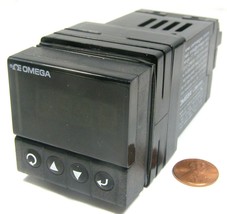 Omega Digital Display Temperature Controller CNi1633-AL 50-400Hz 4W Black - $49.95