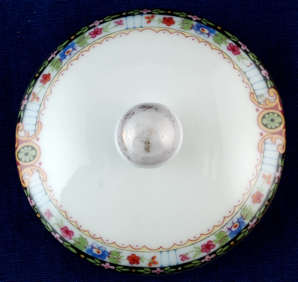 Orphan Lid Round Porcelain w Floral Border Marble-Like Finial Knob Item image 2