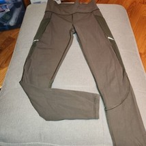 Lululemon Leggings Pants with Pockets 27&quot; Grey Sage Size: 6 Leggings - £29.87 GBP